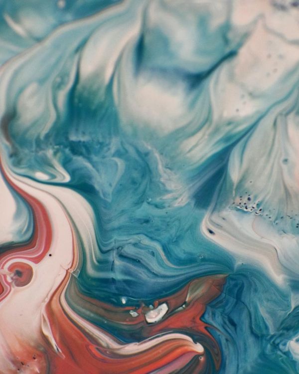 Abstract representation of smooth flowing movement